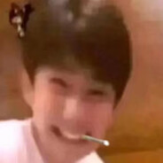 抽烟只抽芙蓉王