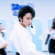 人间四月鬼机长