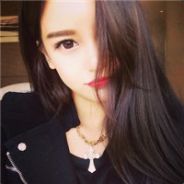 爱吃面条的小姑娘