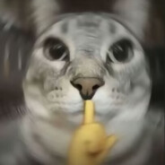 清純な外見の風紀班長