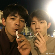 都什么年代了还在抽传统香烟