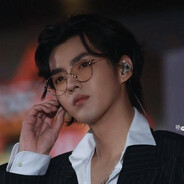 EXO第一突破手Kris Wu