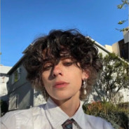 小龙菜且爱玩