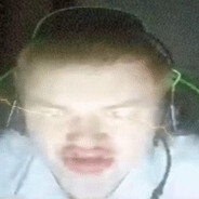 бьют сильно