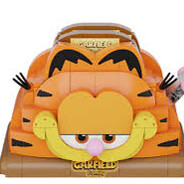 ✦the cold side of a pillow