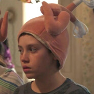 咽下去才看到她有喉结