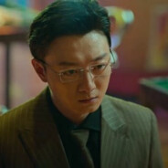 我是小学生，你们可以站着不动让我打吗