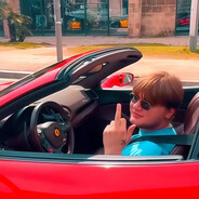 Houston - steam id 76561199094334172