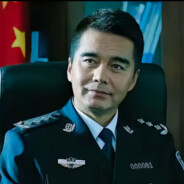 以为她人多里有我