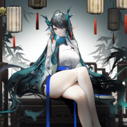 前辈~Ciallo～(∠・ω< )⌒☆