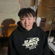 打我的基基比我小一半