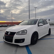 𝕮𝖔𝖒𝖊𝖉𝖞