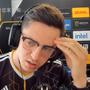 热心市民鹿先生