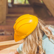 戴钢盔的突击手晶晶！