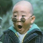 贼拉帅的小墨镜