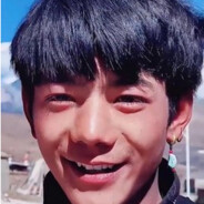 理塘の烟尼古丁真