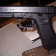 小，大桶扎啤来点串