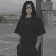 前任胜过章若楠