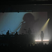 学儿食媳汁，哺亦悦乎