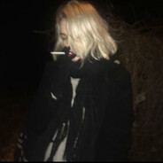 穿蕾丝内裤做性感人夫