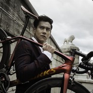 西村山头一颗树