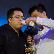 注意看!这个男人叫小帅