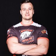 Pasha Biseks skins.army