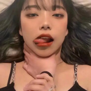 操场上最美的女孩