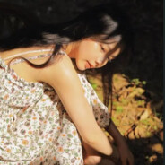 碎花小裙完美女友