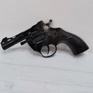 P1sToN