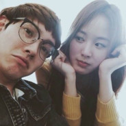 来两个鸡蛋饼谢谢