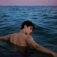 瘦巴巴的老爷们