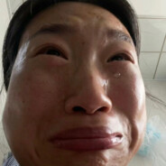 口渴就喝水 干嘛掰我腿