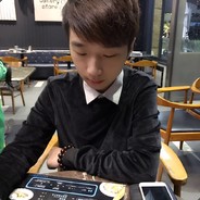 即将有八块腹肌的瘦子