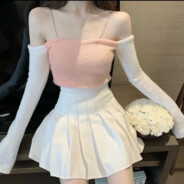 躲在角落瑟瑟发抖