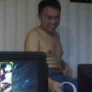 一位老人来自上海