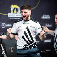 flatroo - steam id 76561199643645328