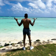 今夜年愁未到乡