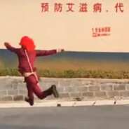 不会玩游戏就把你头塞会你木笔里