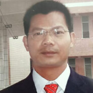 语文老师傅爱文