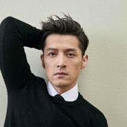 做爱国男人舔冷锋脚气