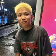 侧脸有点像DANKING的吴世