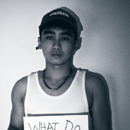 我在泡馍店卖手搅鸡蛋