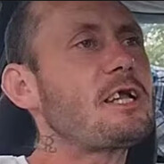 Ty gruby wez jakies paluszkl