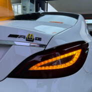 大英警察进小学