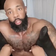 Yo somebody get the door!