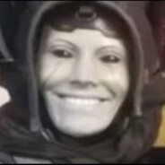 后妈其实是伪娘但伪娘不是后妈