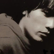 羞怯的脸带有一点稚气