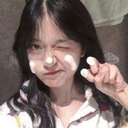 欣欣太委屈了哼