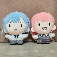 爱祥在水族馆十指相扣